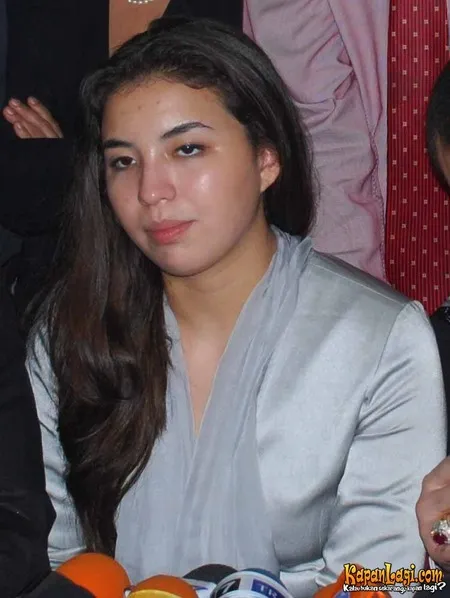 Foto Manohara Odelia Pinot