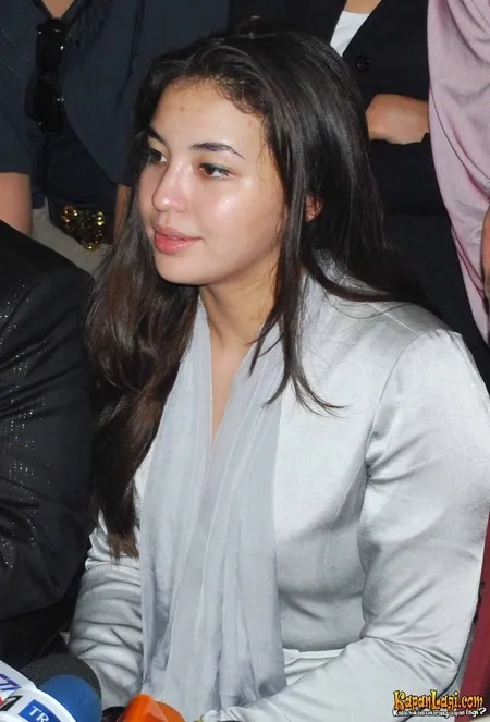 Foto Manohara Odelia Pinot