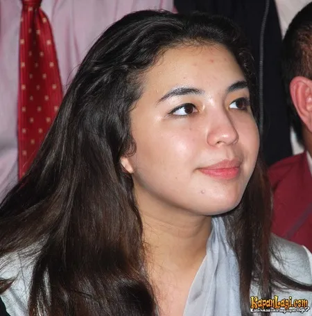Foto Manohara Odelia Pinot