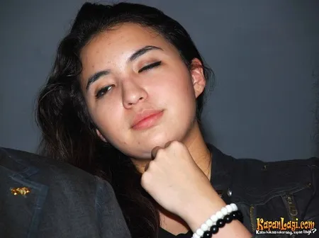 Foto Manohara Odelia Pinot