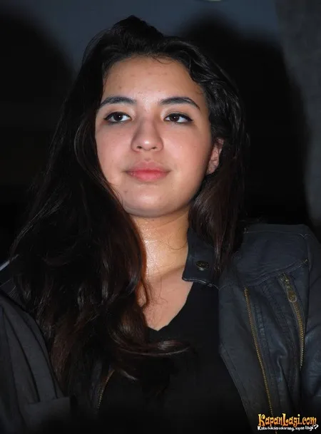 Foto Manohara Odelia Pinot
