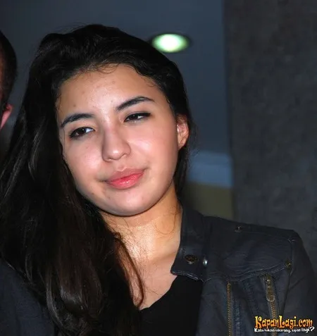 Foto Manohara Odelia Pinot