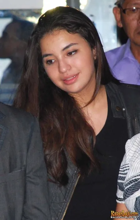 Foto Manohara Odelia Pinot