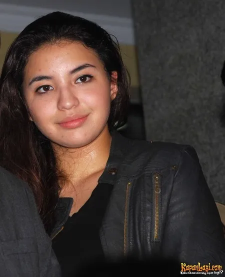 Foto Manohara Odelia Pinot