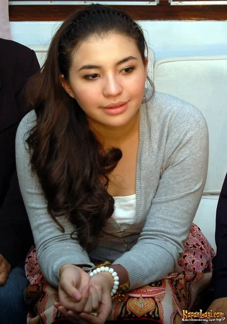 Foto Manohara Odelia Pinot