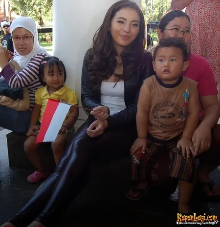 Foto Manohara Odelia Pinot