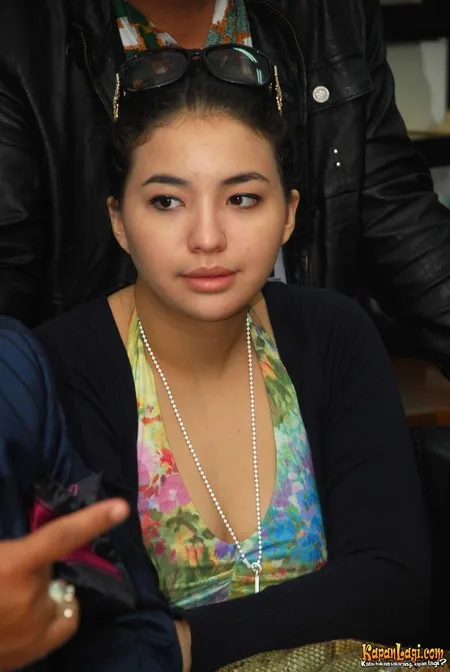 Foto Manohara Odelia Pinot