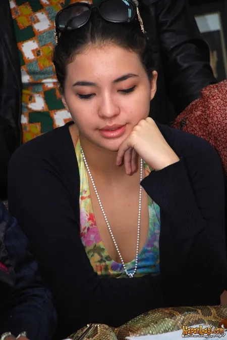 Foto Manohara Odelia Pinot