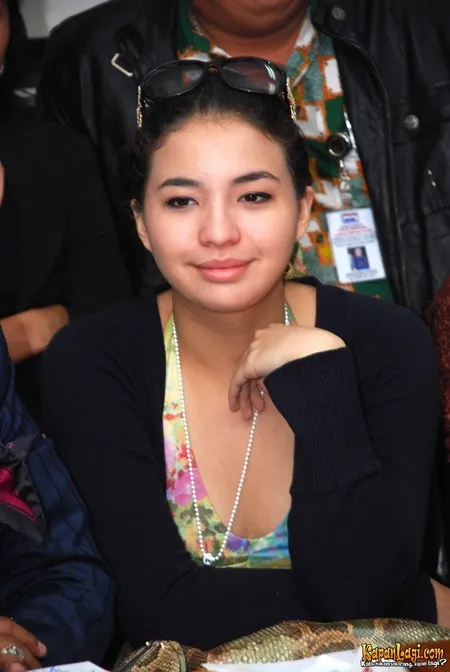 Foto Manohara Odelia Pinot