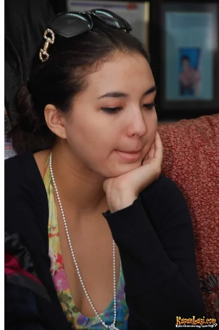 Foto Manohara Odelia Pinot