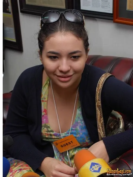 Foto Manohara Odelia Pinot