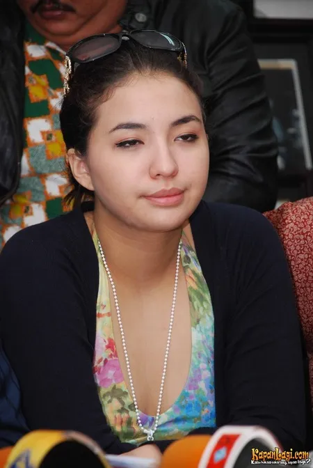 Foto Manohara Odelia Pinot