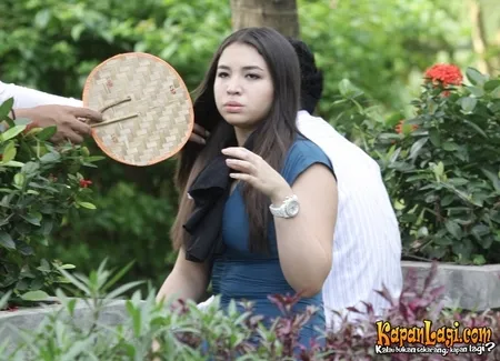 Foto Manohara Odelia Pinot