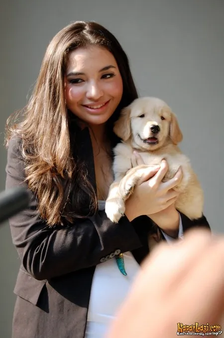 Foto Manohara Odelia Pinot