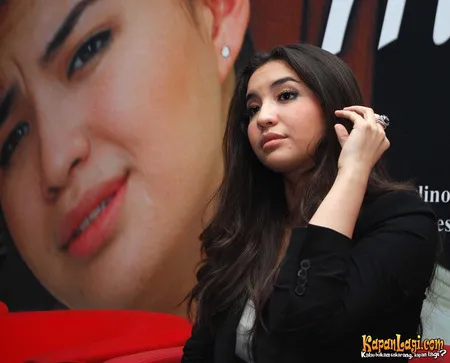 Foto Manohara Odelia Pinot