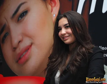 Foto Manohara Odelia Pinot