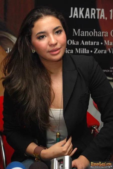 Foto Manohara Odelia Pinot