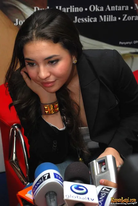 Foto Manohara Odelia Pinot