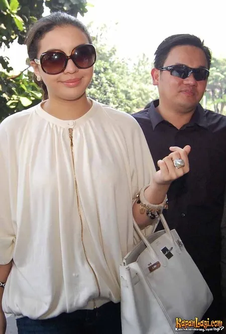 Foto Manohara Odelia Pinot