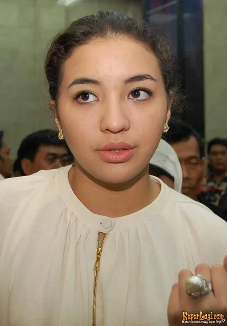 Foto Manohara Odelia Pinot
