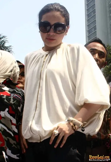 Foto Manohara Odelia Pinot
