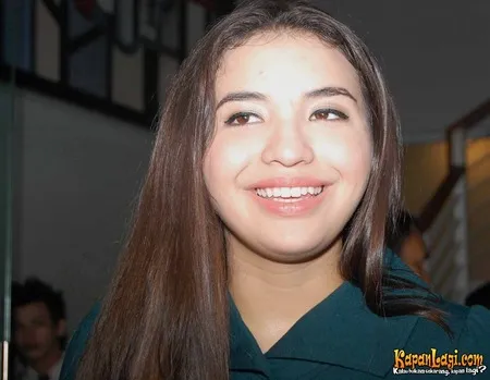 Foto Manohara Odelia Pinot