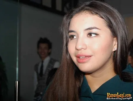 Foto Manohara Odelia Pinot