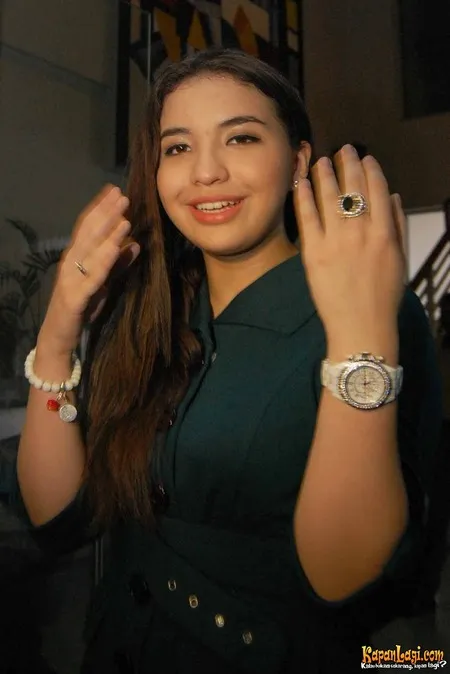 Foto Manohara Odelia Pinot
