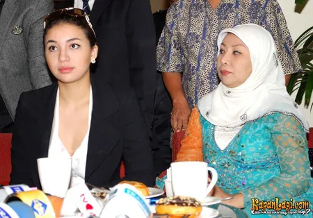 Foto Manohara Odelia Pinot