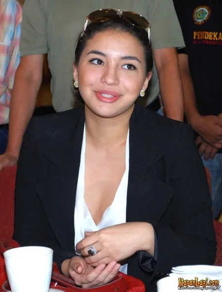 Foto Manohara Odelia Pinot