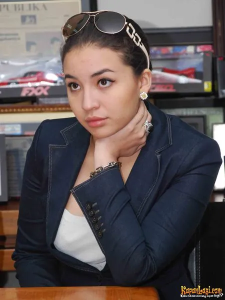 Foto Manohara Odelia Pinot