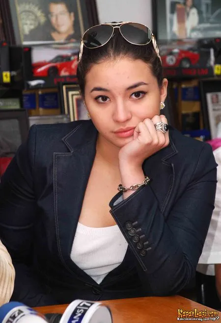 Foto Manohara Odelia Pinot