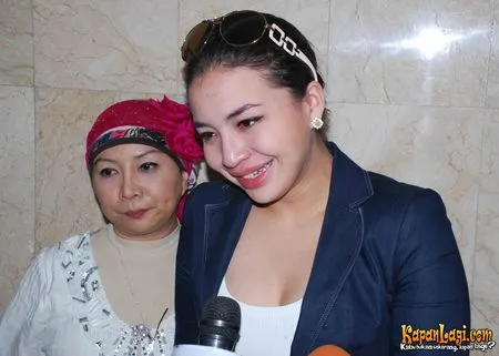 Foto Manohara Odelia Pinot
