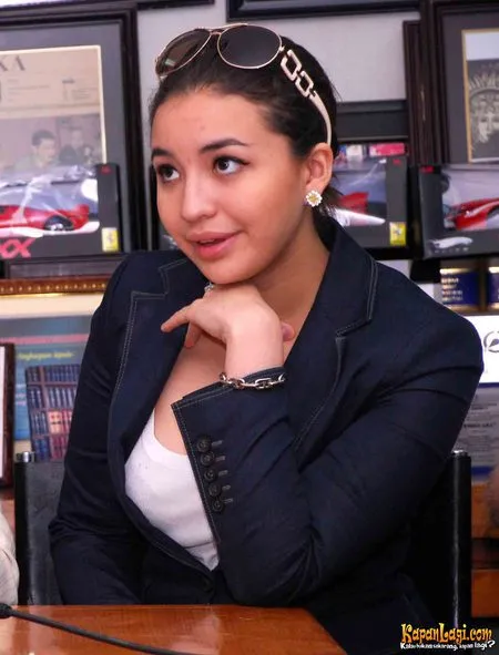 Foto Manohara Odelia Pinot