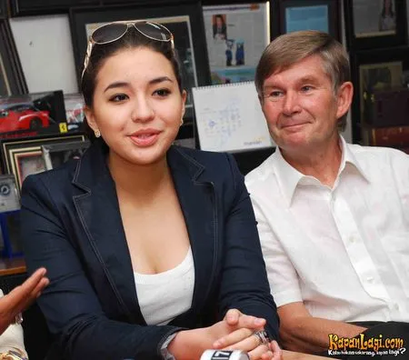 Foto Manohara Odelia Pinot