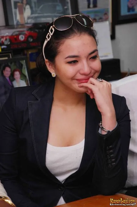 Foto Manohara Odelia Pinot