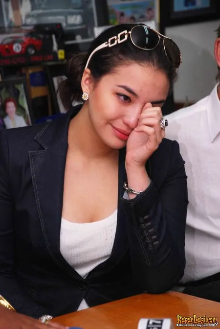 Foto Manohara Odelia Pinot