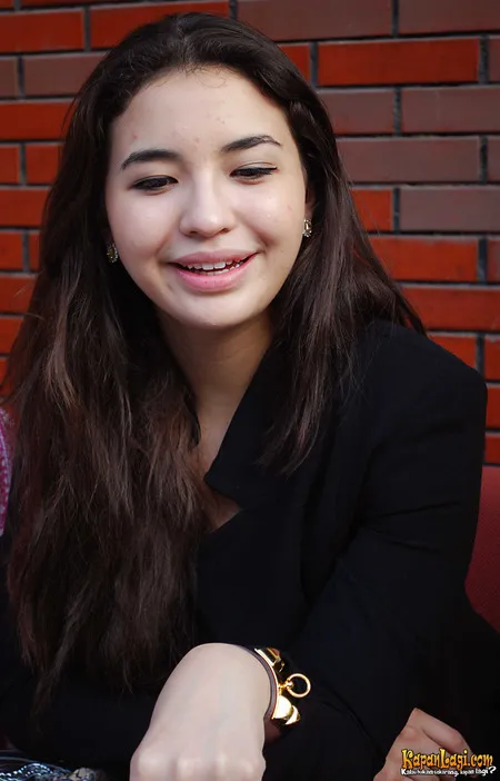 Foto Manohara Odelia Pinot