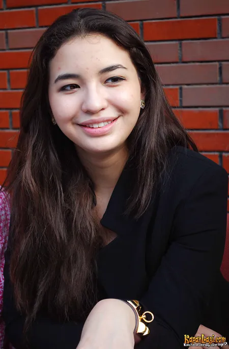 Foto Manohara Odelia Pinot