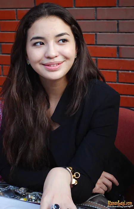 Foto Manohara Odelia Pinot