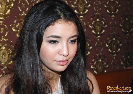 Foto Manohara Odelia Pinot