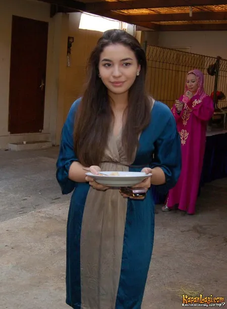 Foto Manohara Odelia Pinot
