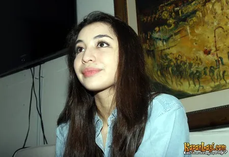 Foto Manohara Odelia Pinot