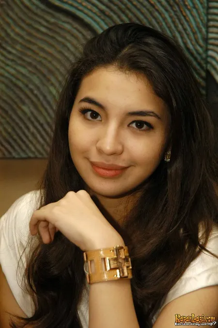 Foto Manohara Odelia Pinot