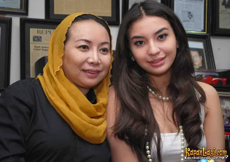 Foto Manohara Odelia Pinot