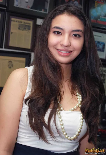 Foto Manohara Odelia Pinot
