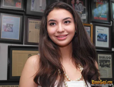 Foto Manohara Odelia Pinot