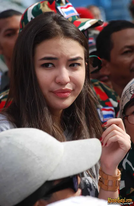 Foto Manohara Odelia Pinot