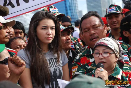 Foto Manohara Odelia Pinot