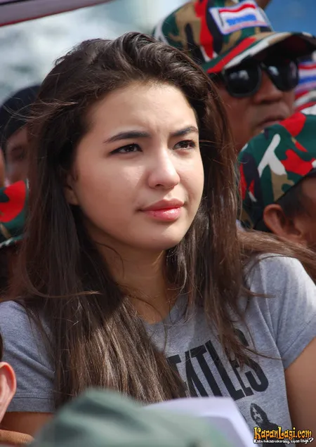 Foto Manohara Odelia Pinot